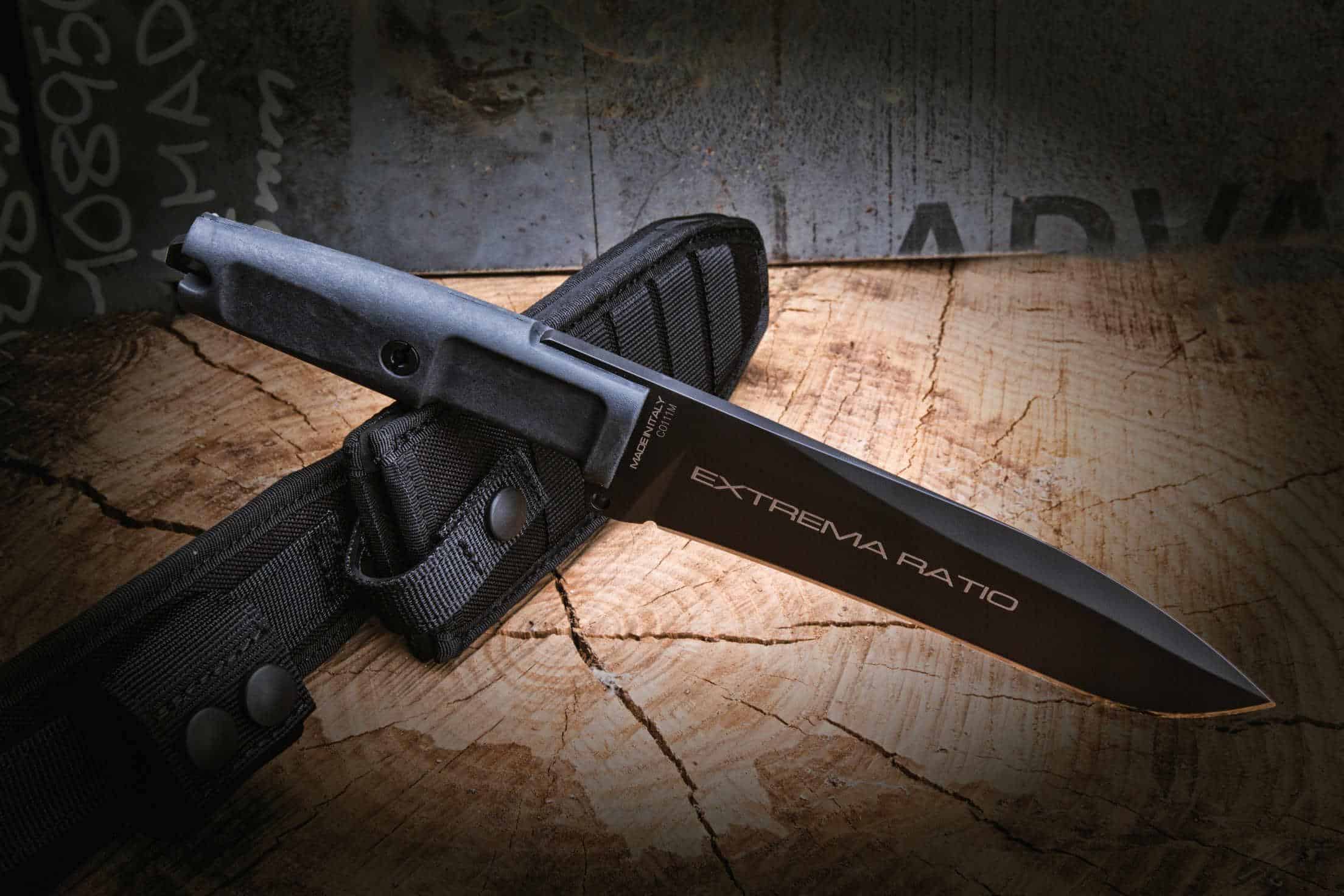 TECHNICAL SHEET Weight g.: 336 weight oz.: 11,9 Blade Length (mm): 185 Blade Length (in): 7.3 Total Length (mm): 316 Total Length (in): 12,4 Blade Thickness (mm): 6,3 Blade Thickness (in): 0,25 Blade Material: BöHLER N690 STEEL (58HRC) Blade Finishing: MIL-C-13924 BURNISHING Main Grind: FLAT Handle Material: FORPRENE