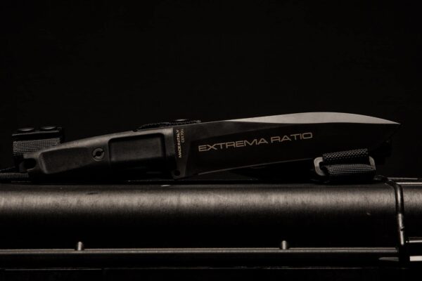EXTREMA RATIO DOBERMANN IV TACTICAL